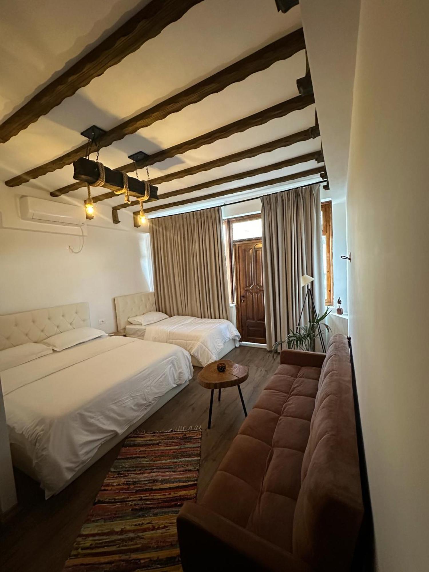 Guesthouse "Shtepia Ime" Permet Exterior photo