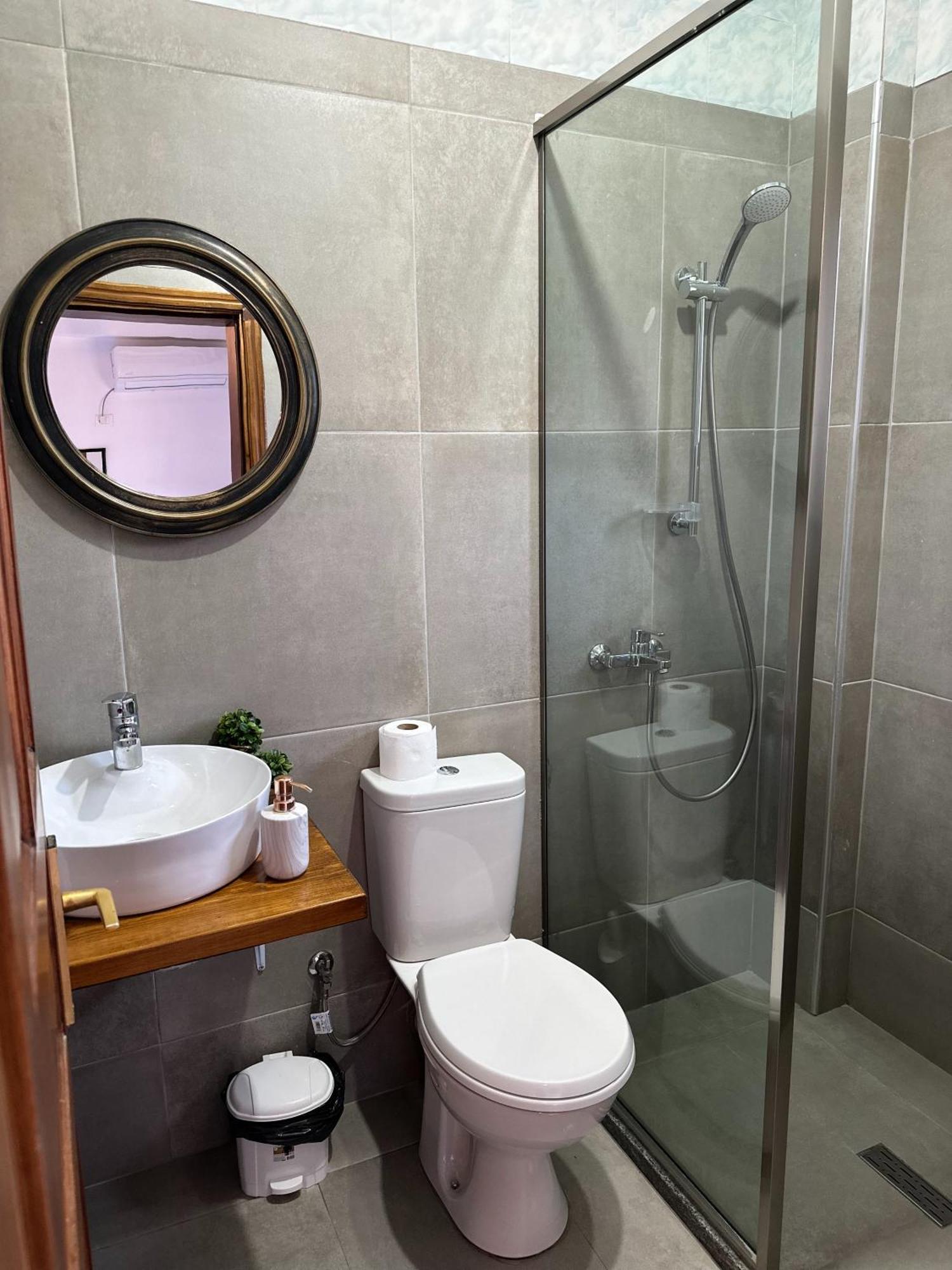 Guesthouse "Shtepia Ime" Permet Exterior photo